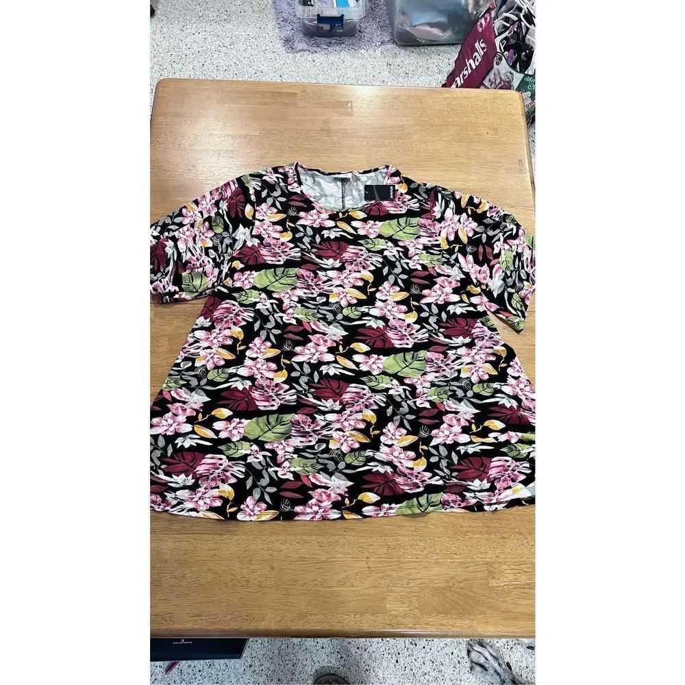 AVENUE BLACK FLORAL BLOUSE WOMENS SIZE 22/24 NEW P-195